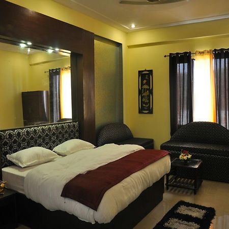 Hotel New Park Plaza Haridwār Extérieur photo