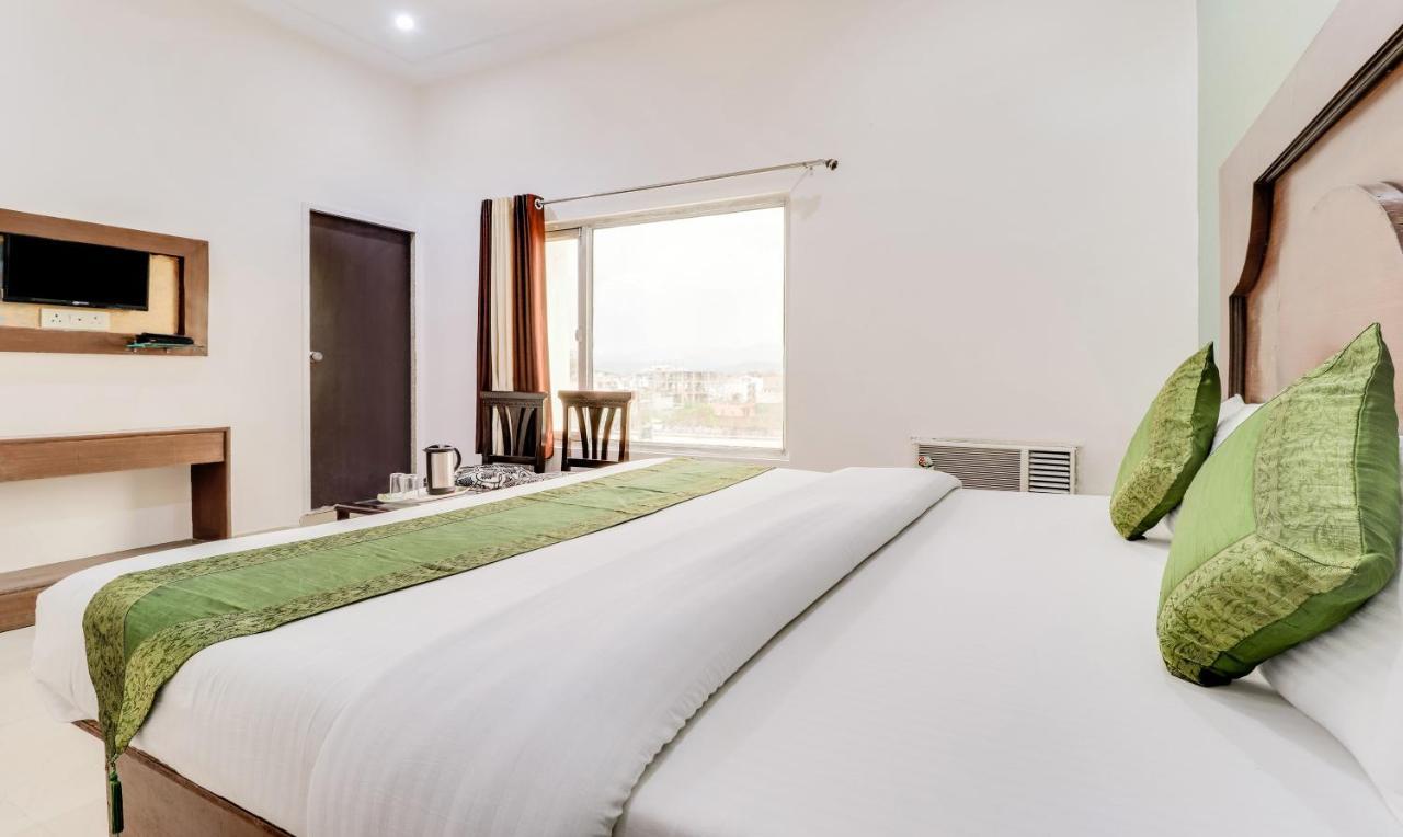 Hotel New Park Plaza Haridwār Extérieur photo