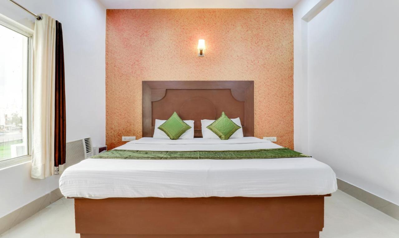 Hotel New Park Plaza Haridwār Extérieur photo